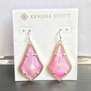 Kendra Scott pink pearlescent earrings